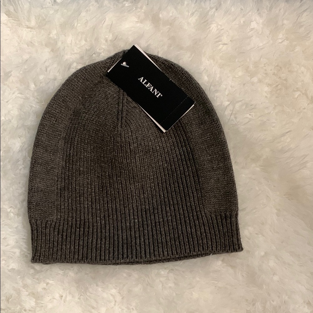 🆕 Alfani Men's Gray Knit Beanie